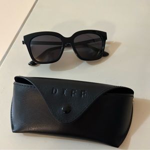 Diff Eyewear Bella XS sunglasses